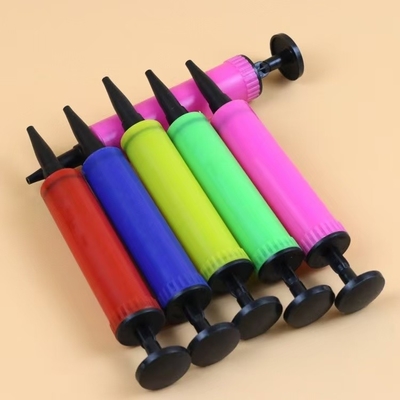 Item único 17 * 3cm Mini manual colorido bomba de balão de hélio para balões de látex