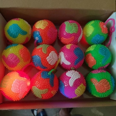 TPR de borracha flashing Spikey saltando bola de brinquedo yoyo em multi-cores ótimo para aliviar o estresse